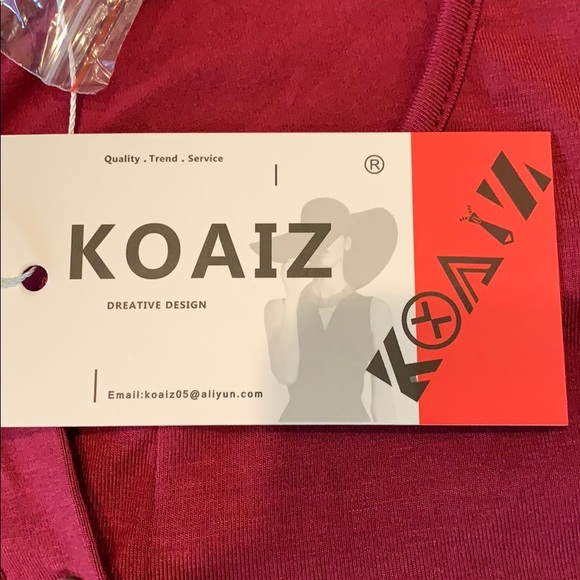 Maroon T shirt - Picture 2 of 2